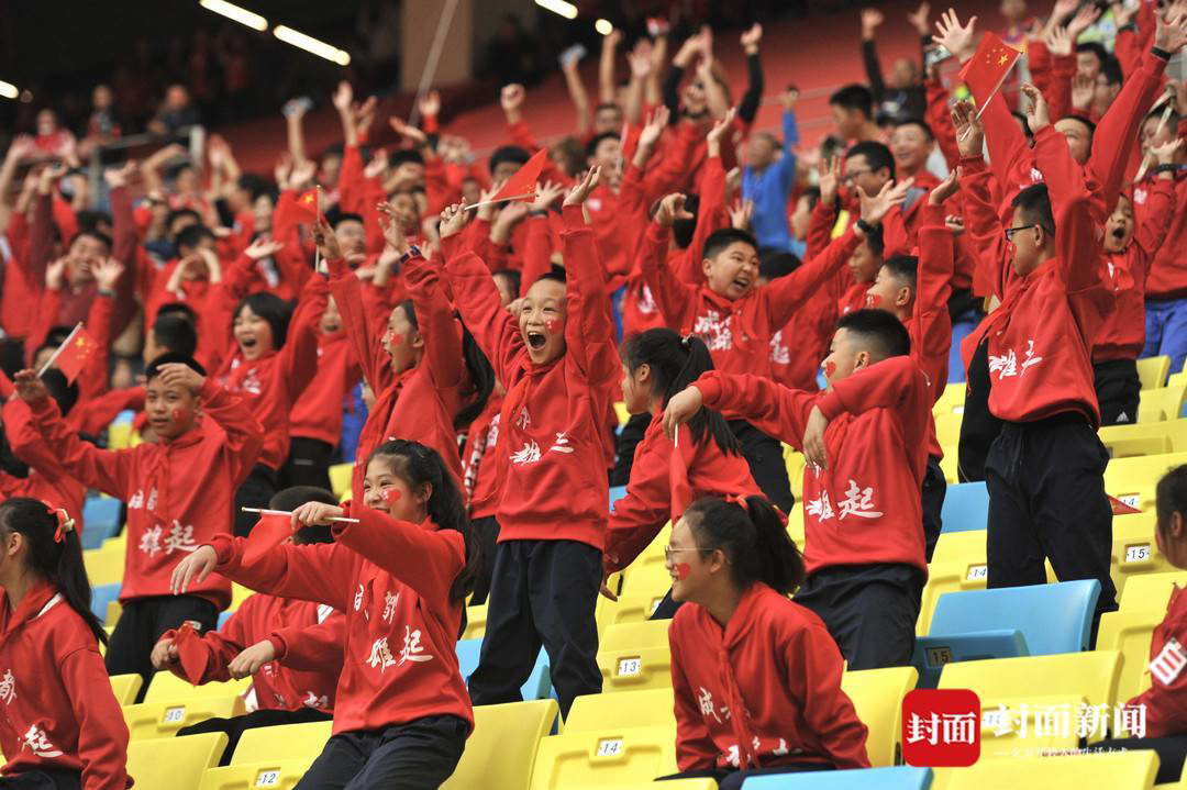 红色坦克！重庆力帆队在亚冠比赛中大获全胜的简单介绍