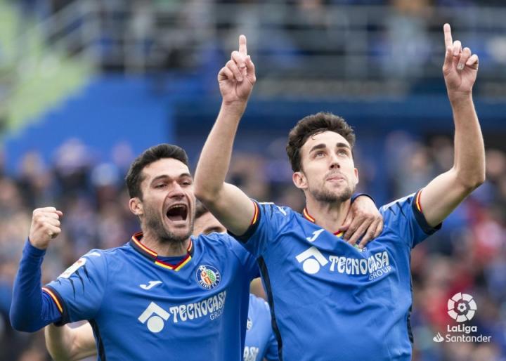 开云体育在线-惊天世纪球门大战，两队互有攻守的简单介绍