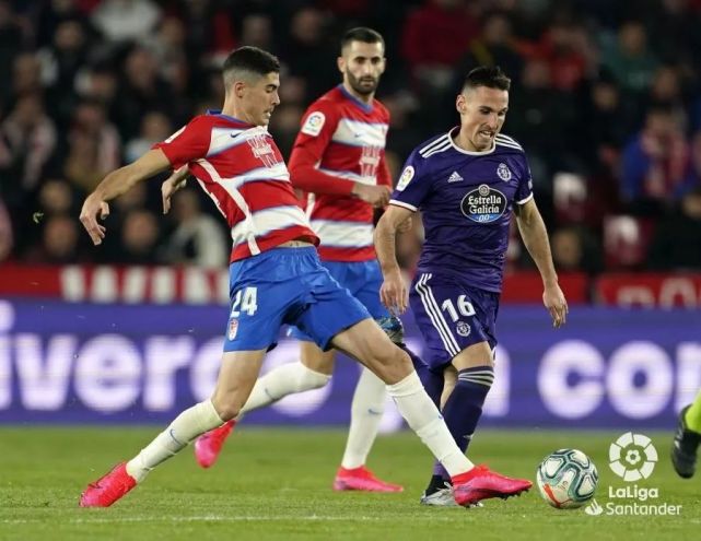 惊天世纪球门大战,两队互有攻守的简单介绍 惊天世纪球门大战,两队互有攻守的简单介绍