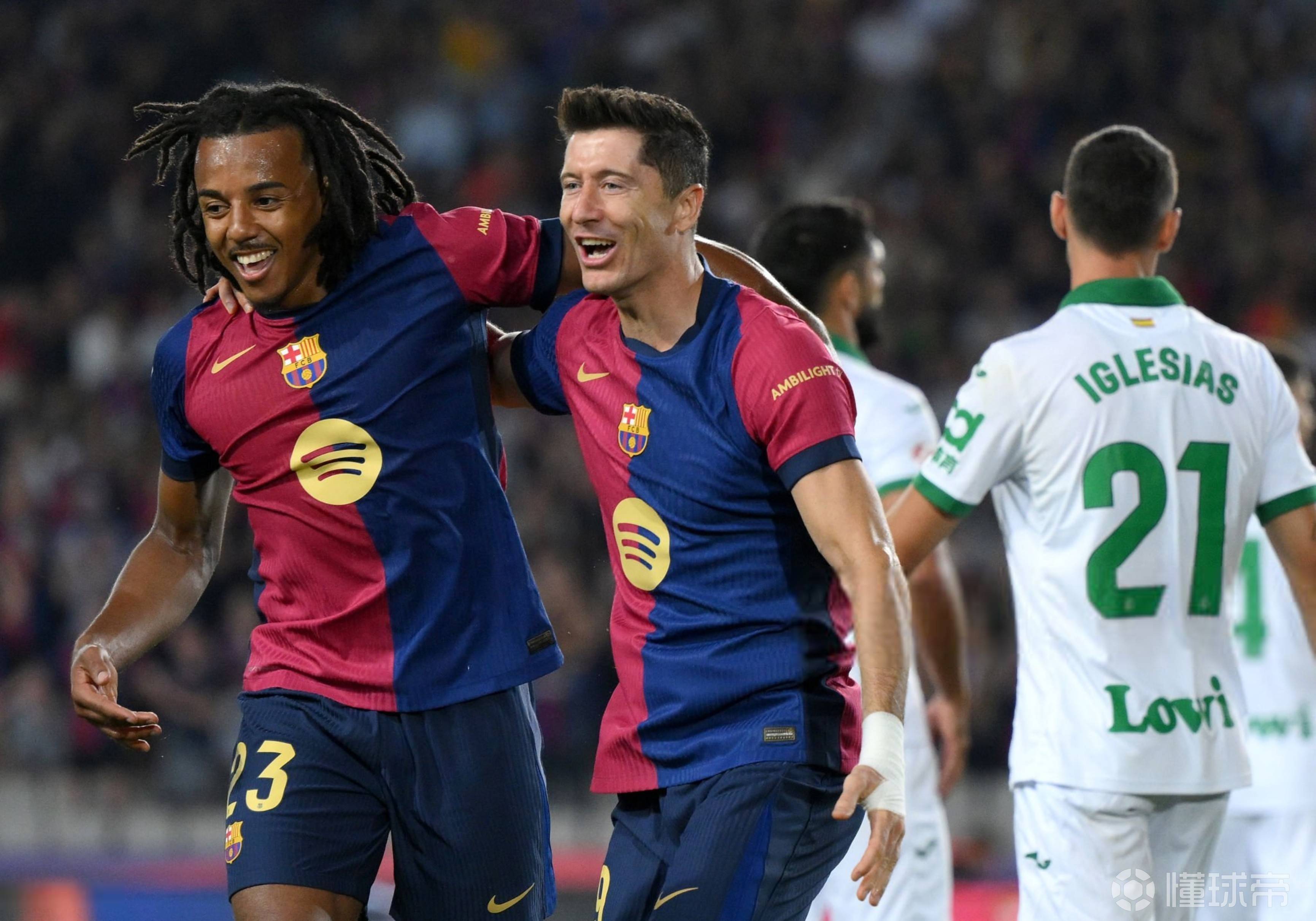 巴萨球迷的热情让城市充满了足球氛围的简单介绍