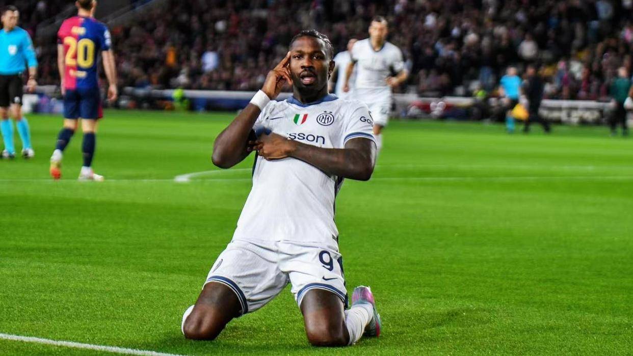 开云体育入口-比利亚雷亚尔主场对阵奥萨苏纳，争夺三分胜利