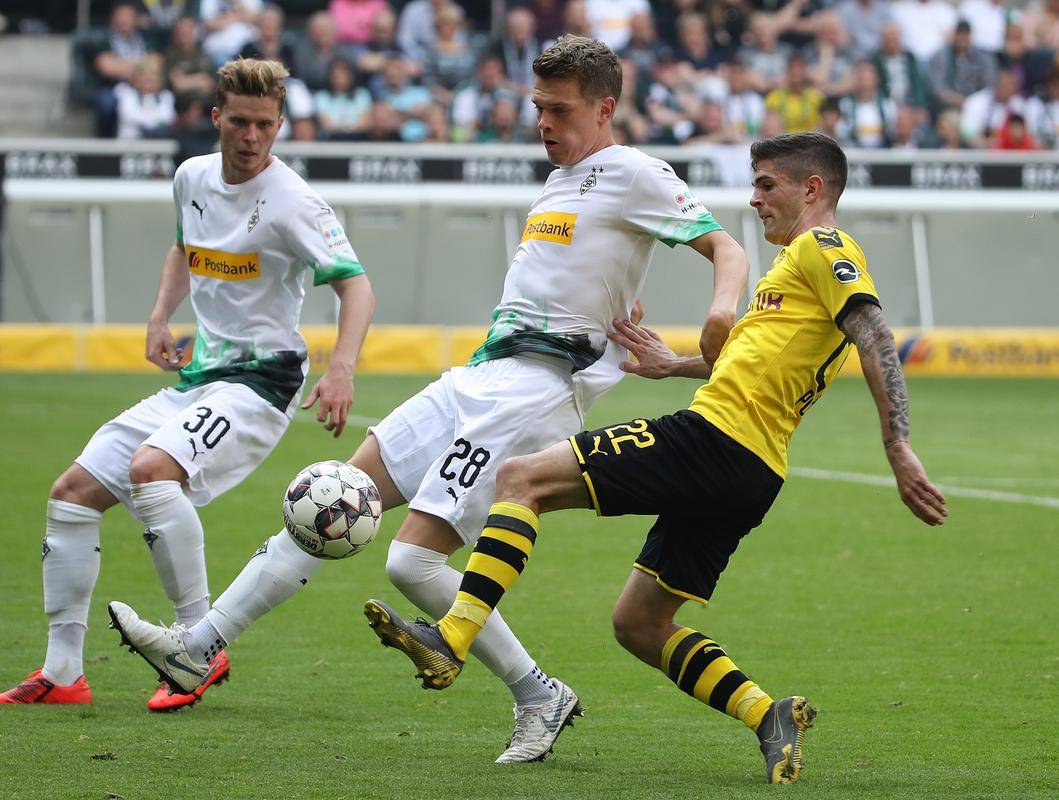 开云官网-门兴格拉德巴赫客场失利，表现低迷的简单介绍