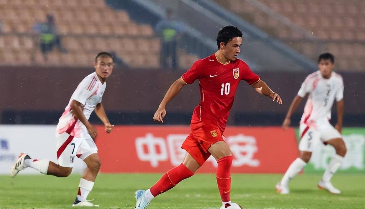 关于新赛季新规出台，引发球迷热议与期待的信息