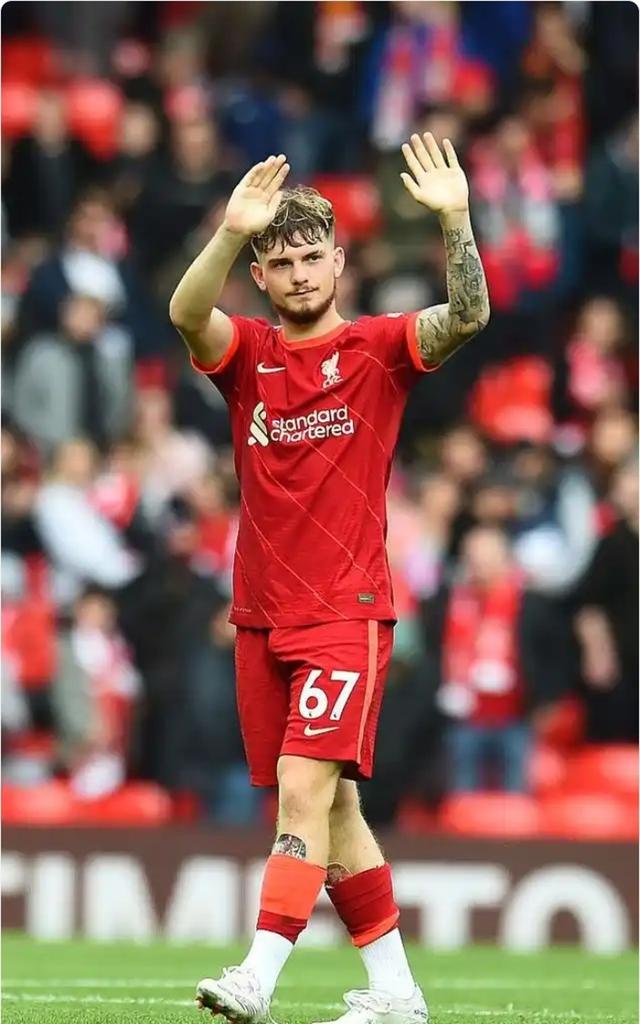 开云官网-利物浦客场险胜，继续紧追领头羊