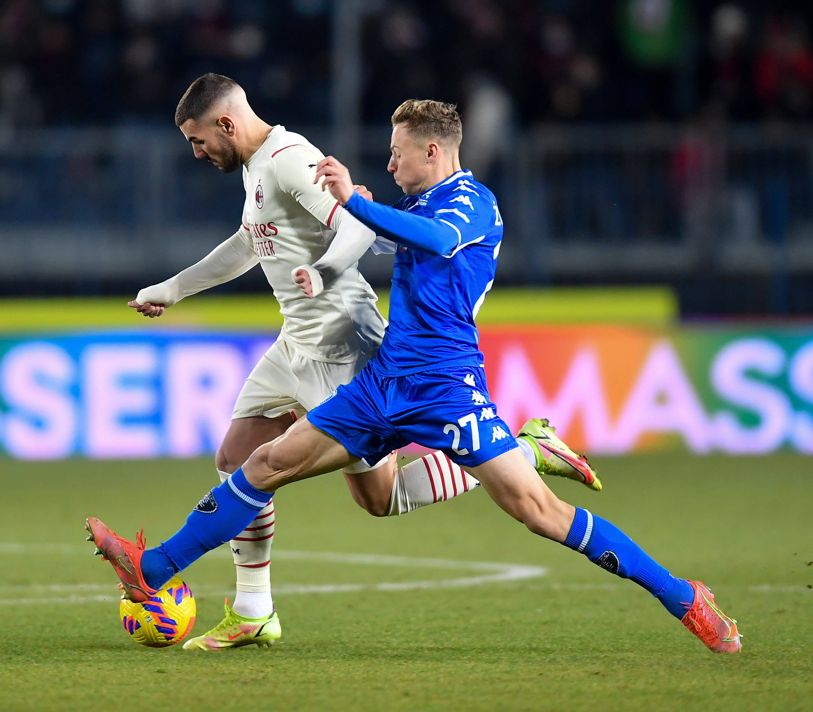 意甲球队展现出训练成果在比赛中获胜