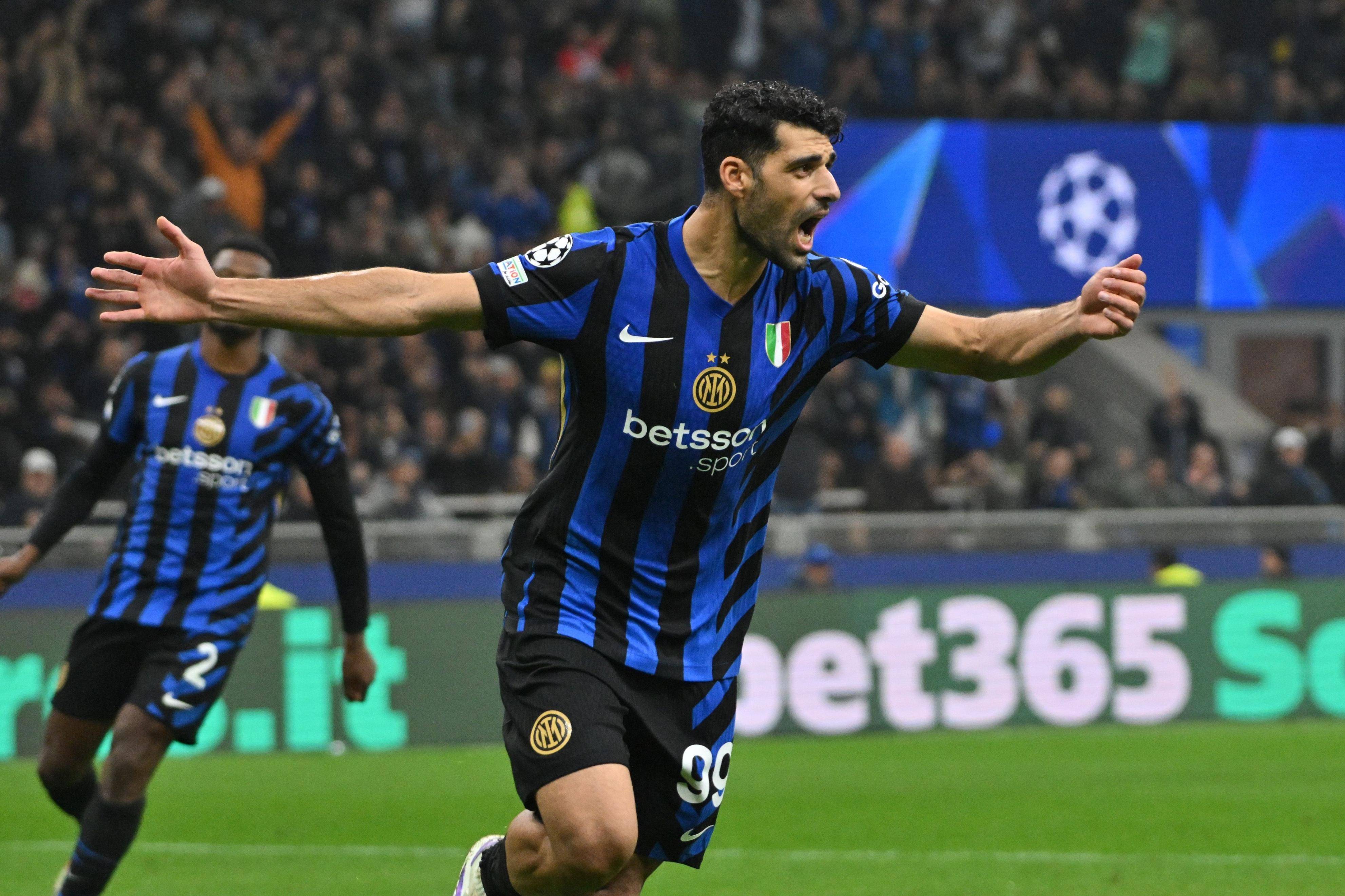 开云体育中国-米兰红黑军团稳坐意甲榜首连胜记