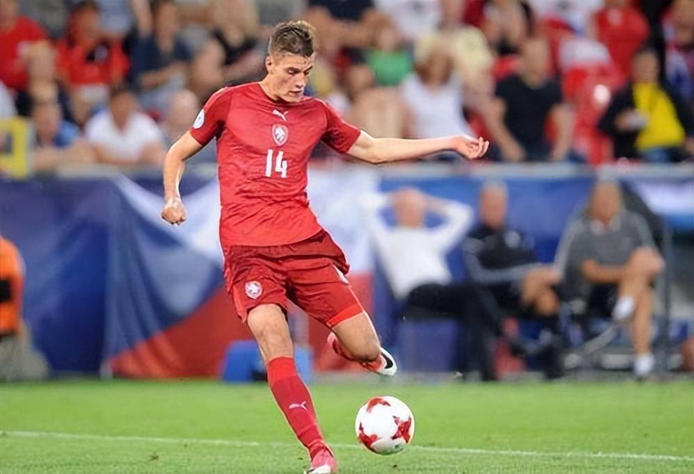 开云体育官网-匈牙利主场战平阿尔巴尼亚，晋级形势岌岌可危的简单介绍