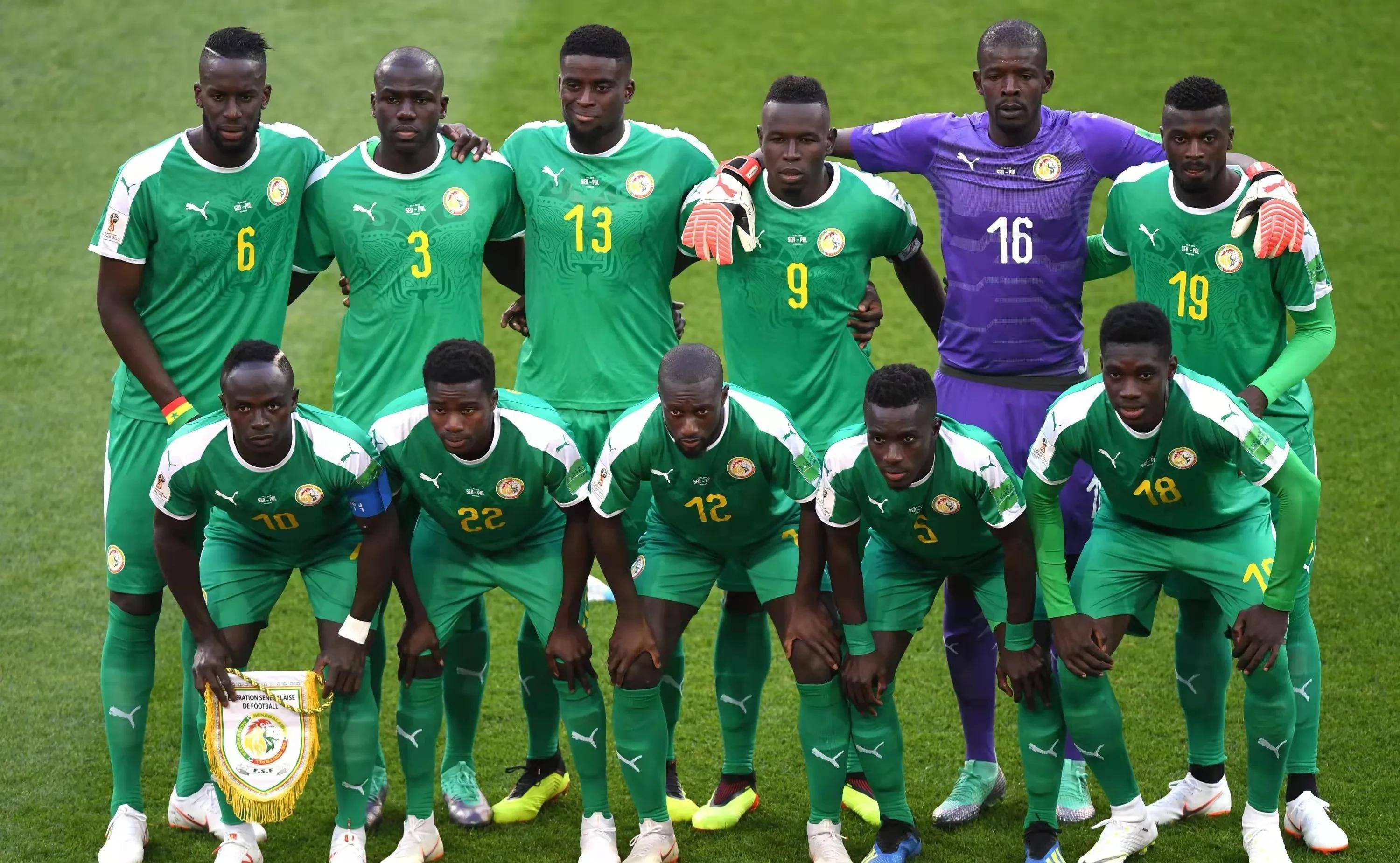 包含非洲杯决赛备战：埃及队雄心勃勃欲夺桂冠的词条