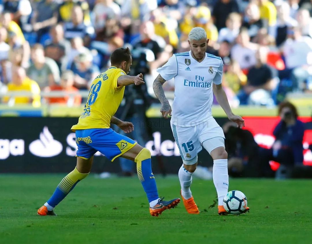 开云体育官网-谁会在比赛中获得胜利的最后一刻？