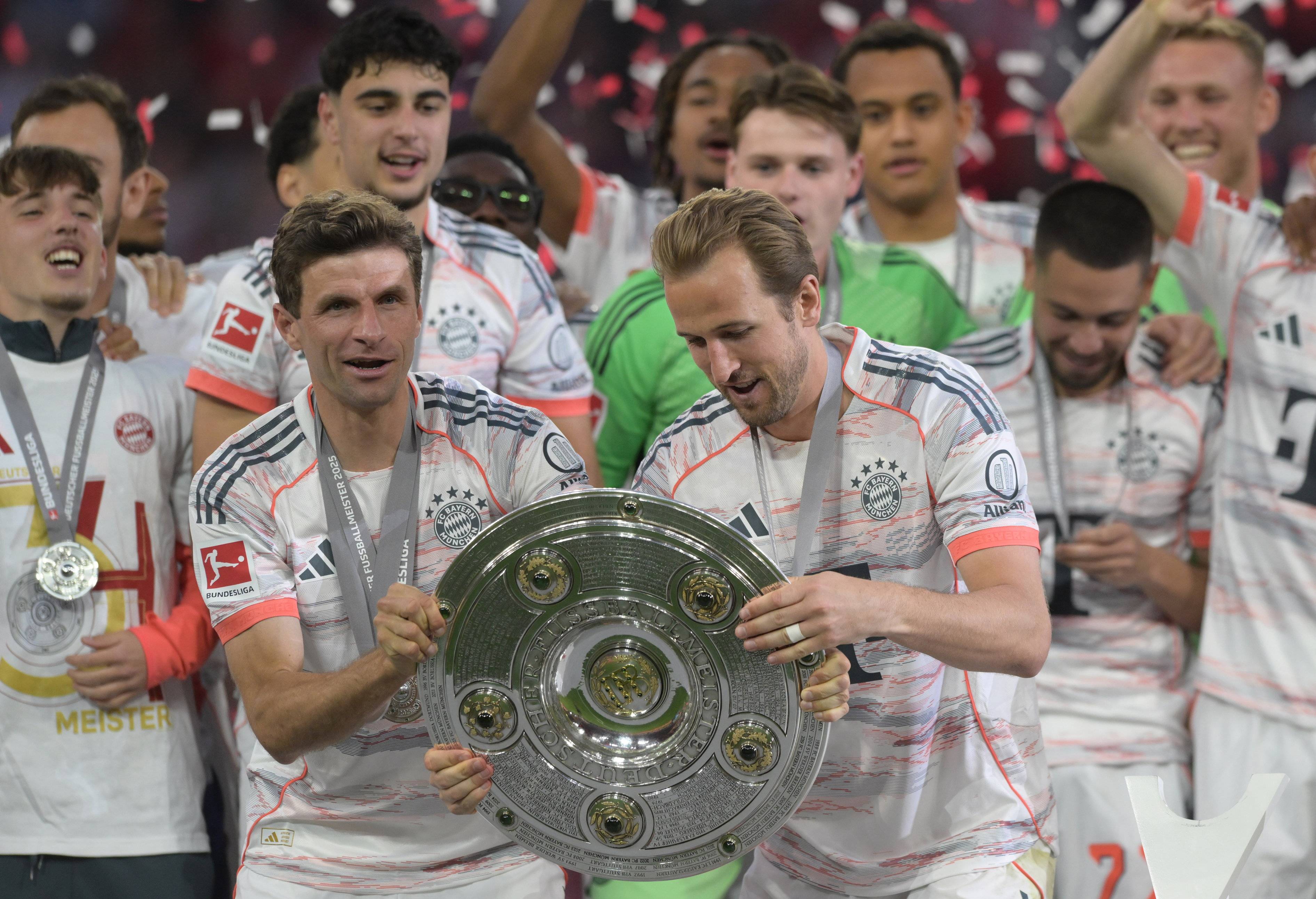 开云下载-包含斯图加特主场击败对手，豪取比赛宝贵三分的词条