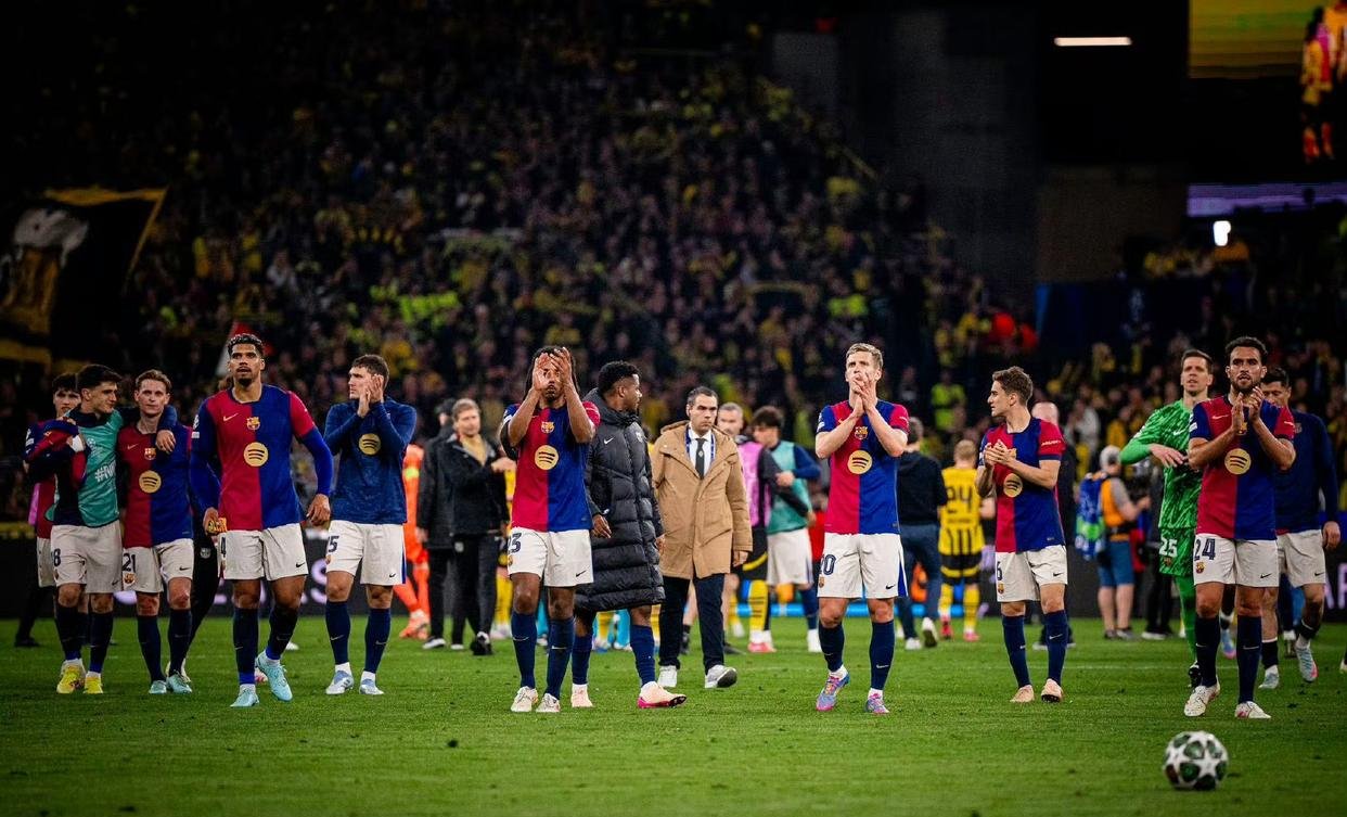 开云体育官网-巴萨连场失利，欧冠出局