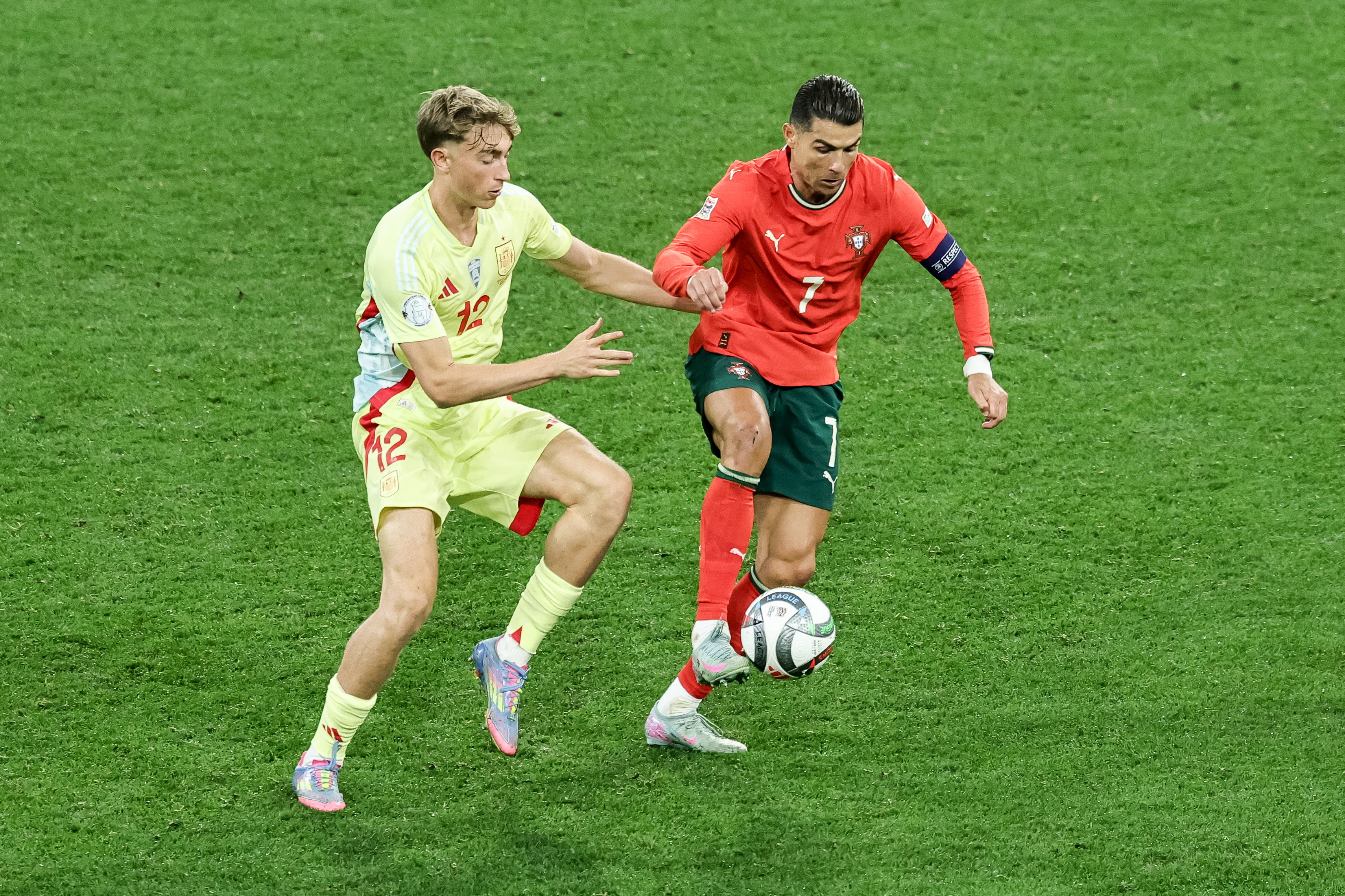 开云体育入口-葡萄牙女足表现出色，顺利晋级的简单介绍