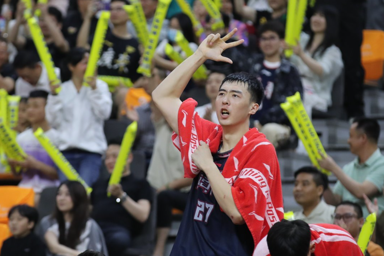 斯旺西城取得关键胜利，考验见真章的简单介绍