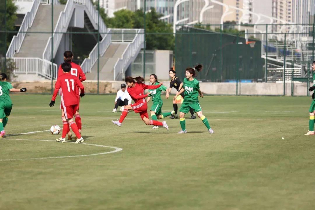 关于举全国装,女足比赛实力惊人的信息 关于举全国装,女足比赛实力惊人的信息