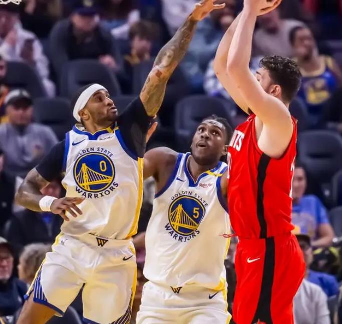 开云下载-火箭迎来一场不可思议的排球对决