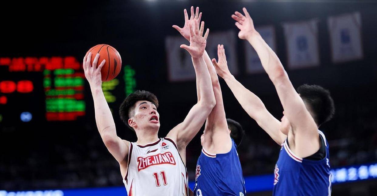 CBA球员因伤退出下一场比赛