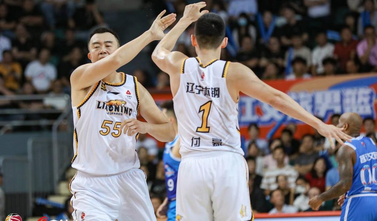 关于申饭队近期表现出色,成为劲旅之一的信息 关于申饭队近期表现出色,成为劲旅之一的信息