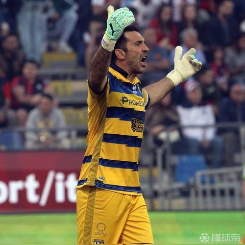 帕尔马客场遭遇惨败，保级前景黯淡