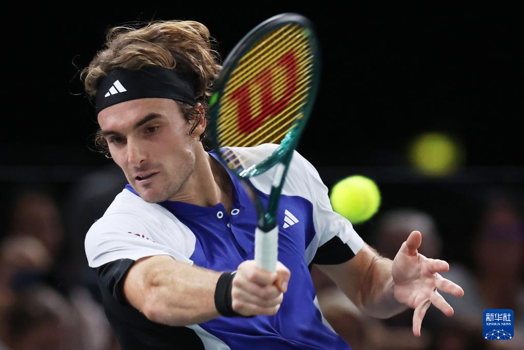 开云体育入口-关于法国网球队险胜日本网球队，西西帕斯三分雨点燃全场的信息