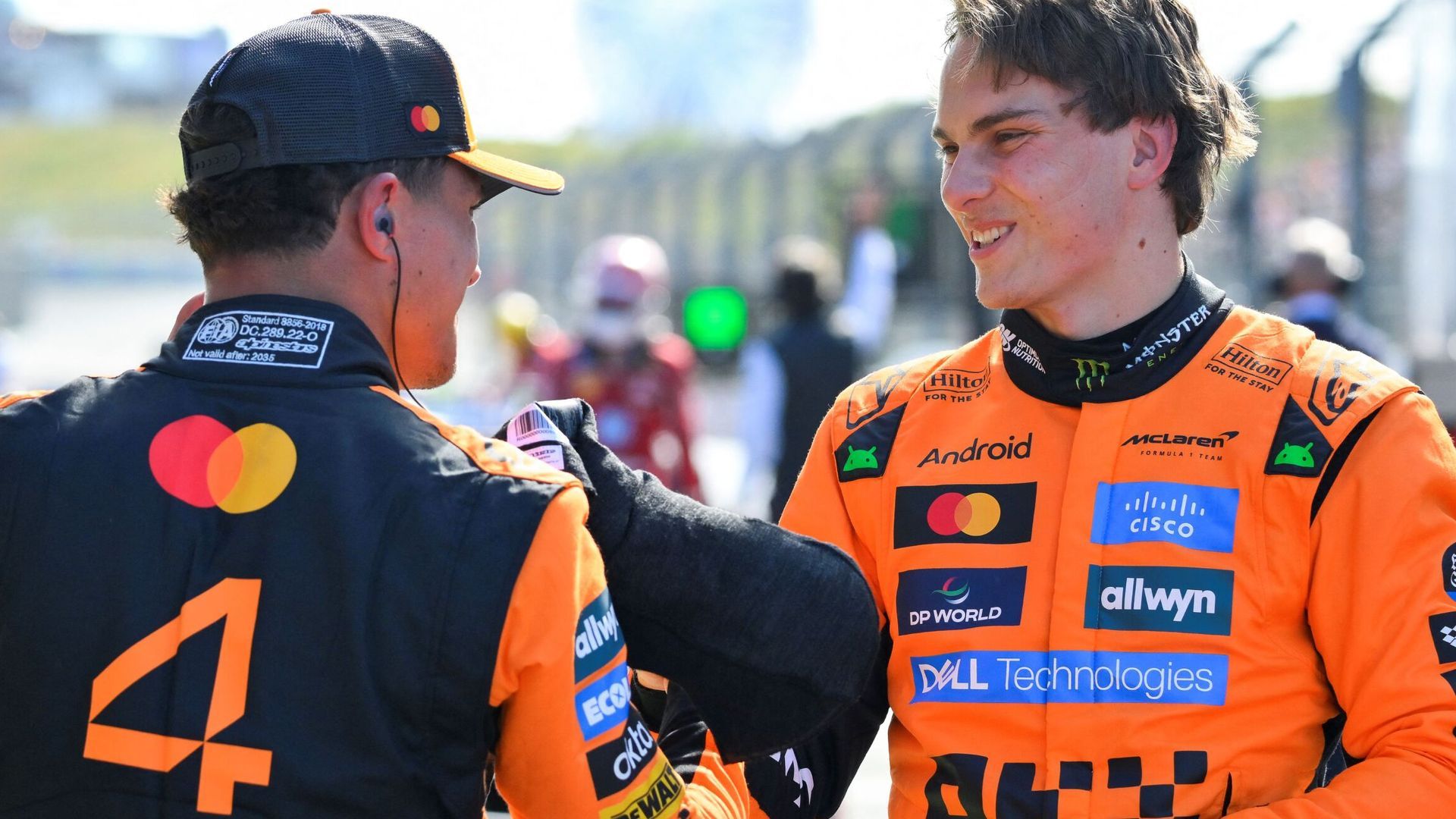 关于梅赛德斯完胜红牛二队，皮亚斯特里惊艳四座的信息