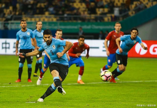 开云下载-乌拉圭完胜巴黎，莱万惊艳四座